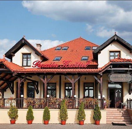 Penzion Kastiel Velky Krtís Exterior foto